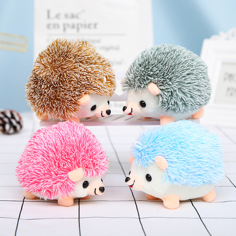 Foreign trade cute little hedgehog plush doll keychain schoolbag pendant pendant hedgehog pin manufacturers wholesale direct sale