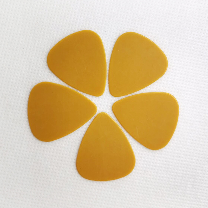 Picture of White Guitar pick pick Guitar Accessories Black pick Printing Color Printing Guitar pick