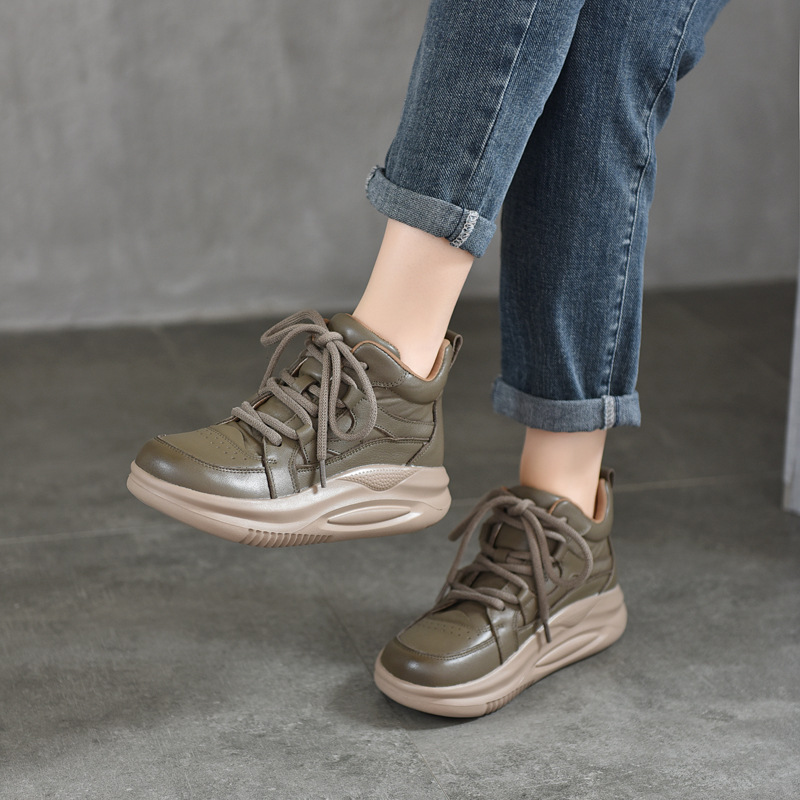 Genuine Leather Thick-Soled Martin Boots with First-Layer Cowhide Design, Platform Lace-Up Retro Sports and Casual Shoes
