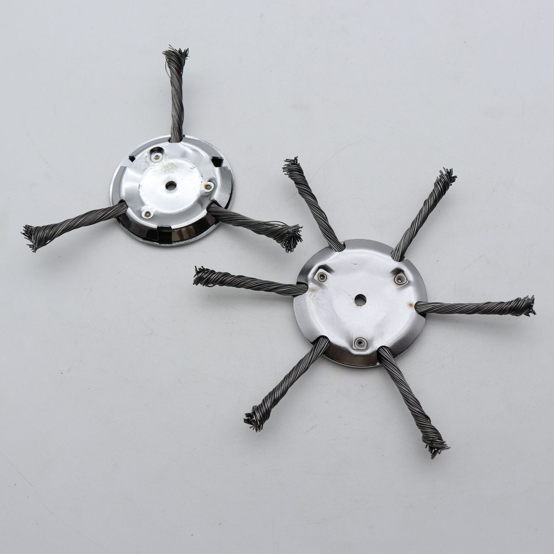 Lawn mower lawn mower head twist wire bowl type steel wire rust removal grass head weeding head lawn mower brush cutter accessories