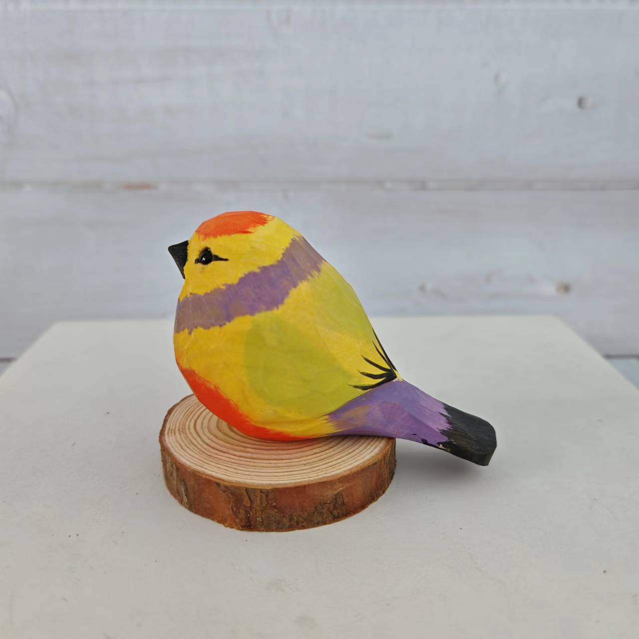 Picture of Bird Wood Carved Ornaments Cute Children's Toys Birthday Gift Hand Carved Colored Healing Desktop Ornaments Animals