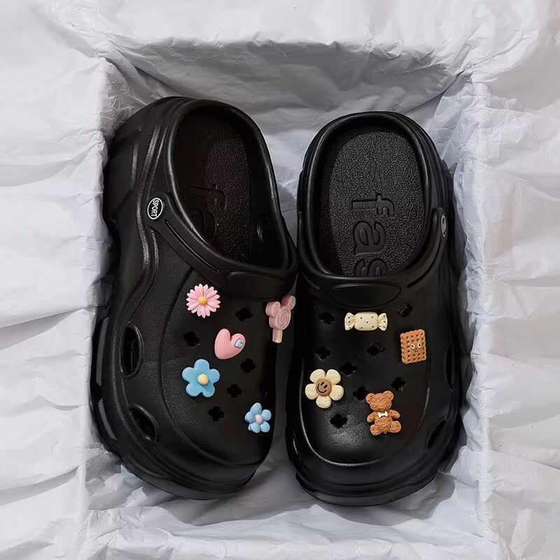 Picture of Baotou EVA hole shoes in 2025 new fashion and versatility student comfortable and casual two-wear non-slip slippers for women's summer