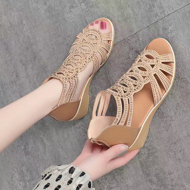 Picture of Soft Leather Roman Sandals Women's Summer 2022 New Soft Soled Mom Shoes Fashionable Outerwear Women's Sandals Wedge Women's Shoes