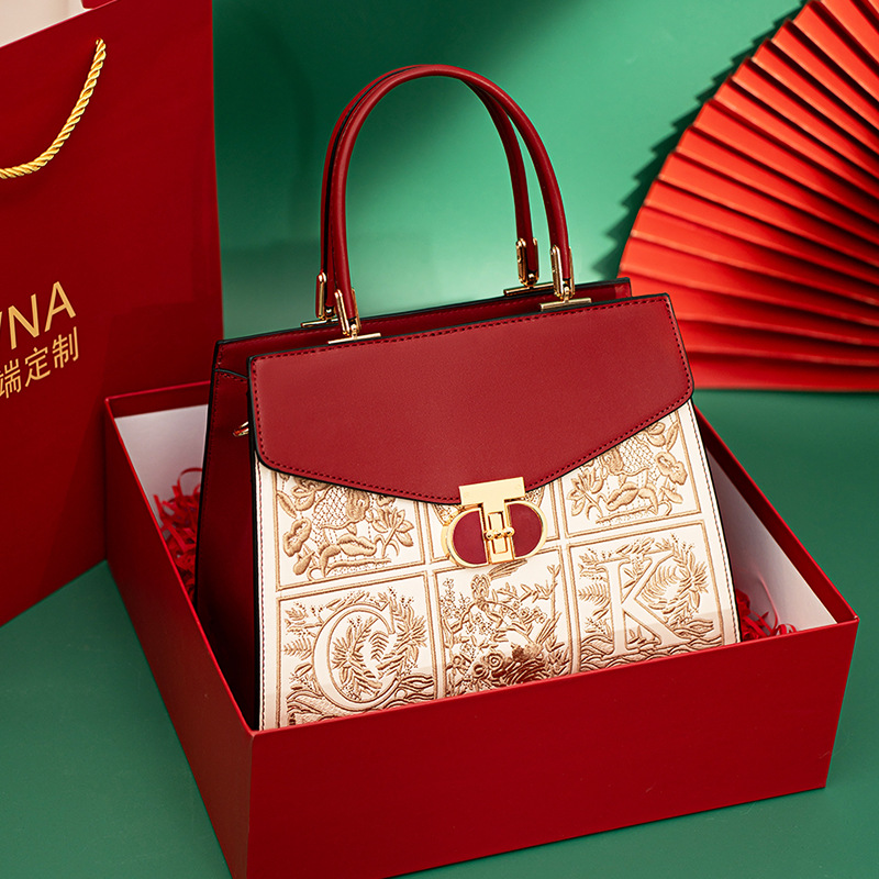 Chinese style red bag New Chinese style embroidered bridal wedding bag middle-aged lady mother handbag gift