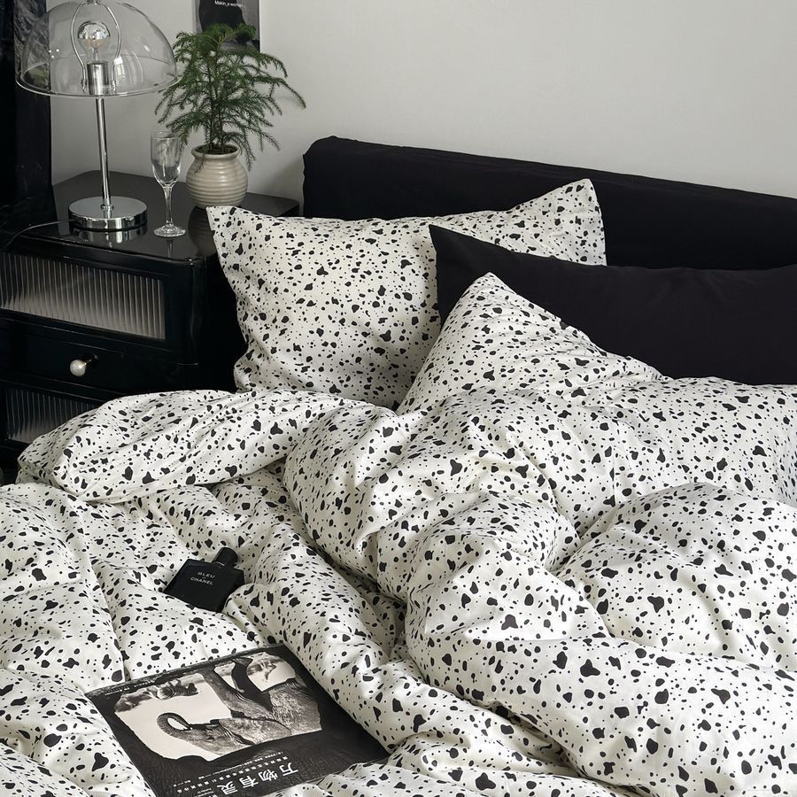 Picture of Washed Cotton Bed Sheet Four-Piece Set, Fresh Style Duvet Cover, Simple Ins Student Dormitory Three-Piece Duvet Cover Set