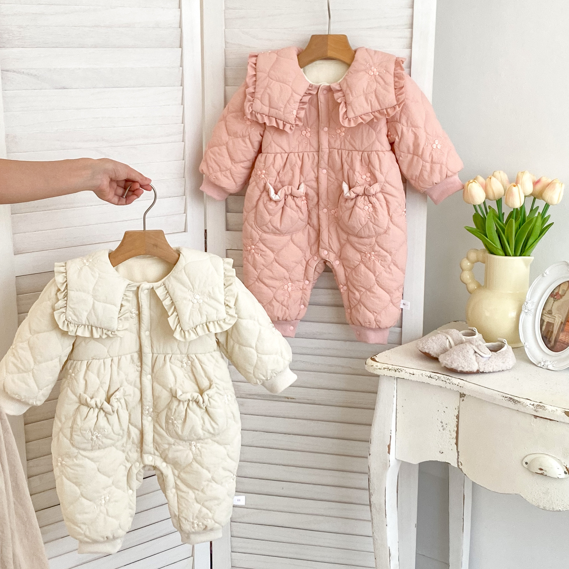 Sweet Winter New Baby Girl Cotton Coat Ins Lapel Jayshirt fleece-lined Cotton Warm Baby Clothes Climbing Clothes
