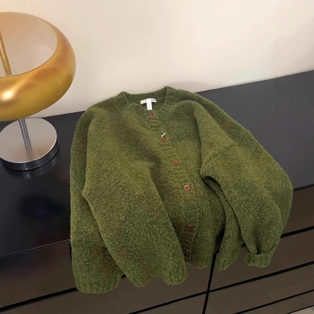 Vintage avocado green crew neck knitted cardigan women's autumn and winter soft glutinous loose thickened sweater jacket high-end sense top
