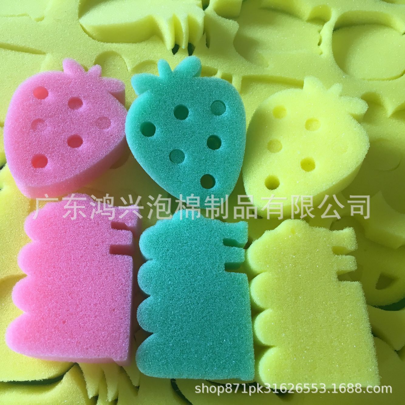 Shore C Hardness Adjustable Shock-Absorbing Sponge 16-35Kg/M³ Density Buffer and Compression Packaging Auxiliary Materials Special-Shaped Processing