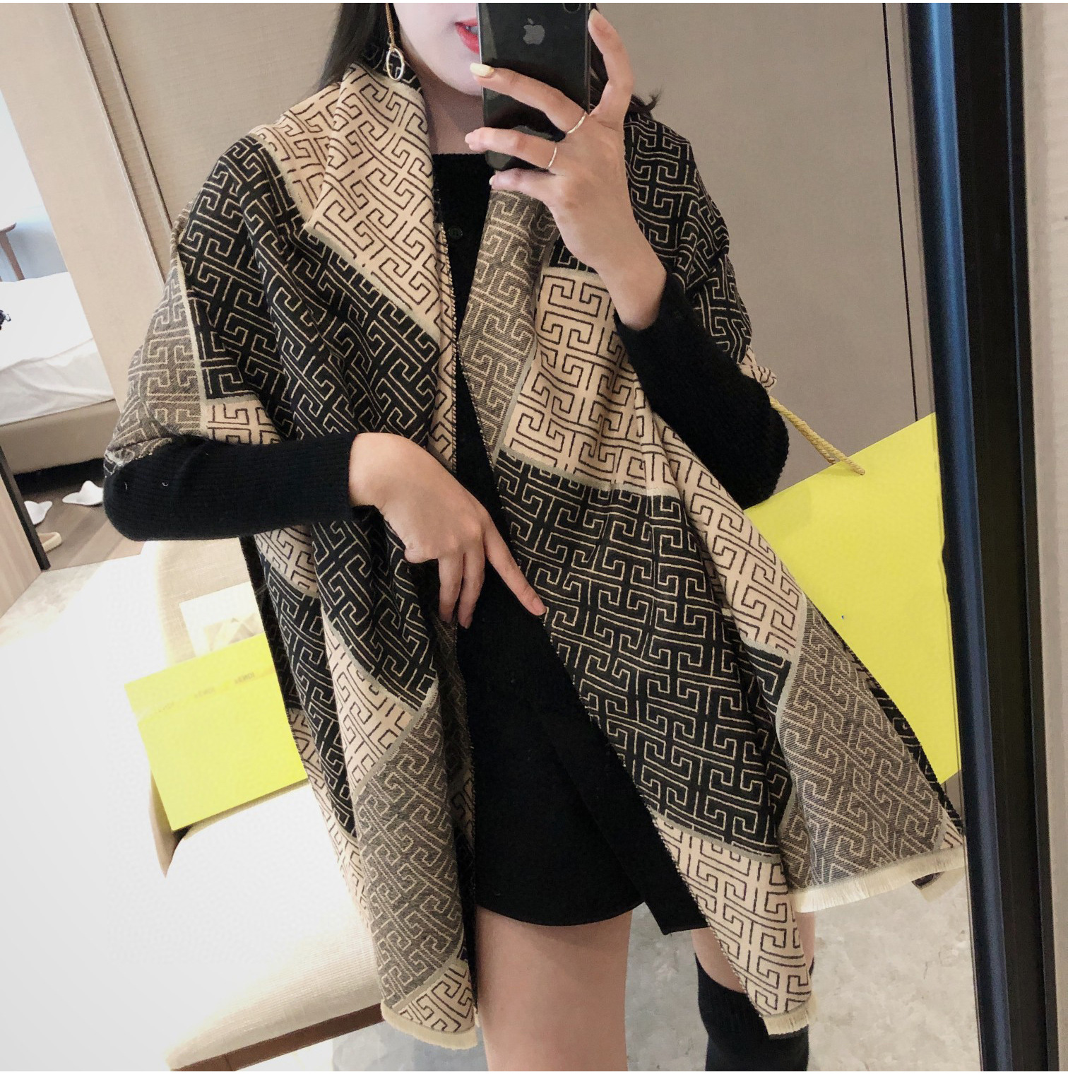 Picture of 2024 New Fashionable Big-Name Versatile Orange High-End Wool Cashmere Shawl Scarf for Women Winter Dual Use