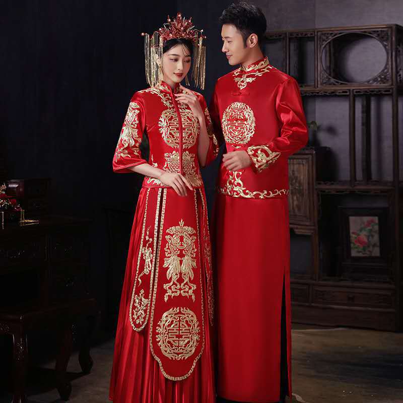 Satin Xiuhe clothing golden edge embroidery golden double happiness lock heart 21 new couple suit skirt broadcast business performance TikTok wedding banquet