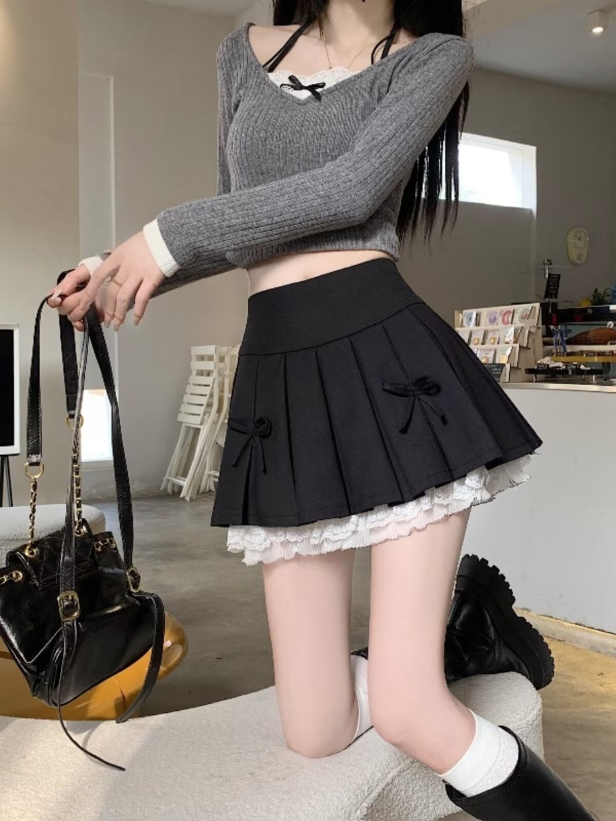 Design Pleated Skirt Women's 2024 Spring and Autumn New Lace Stitching Niche Spice Girl A- Line Skirt