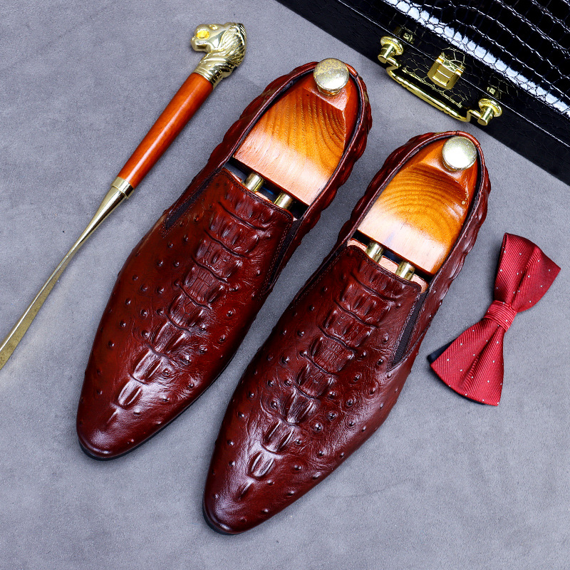 Picture of Business large size cowhide casual toe crocodile embossed men's leather shoes British genuine leather cowhide pointed toe cross-border foreign trade