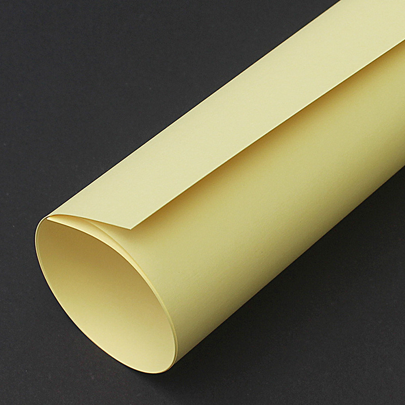 Picture of Spot Thick Cardboard 180g Fully Open Large Sheet Kindergarten Decorative Paper DIY Art Handmade Origami Painting Paper