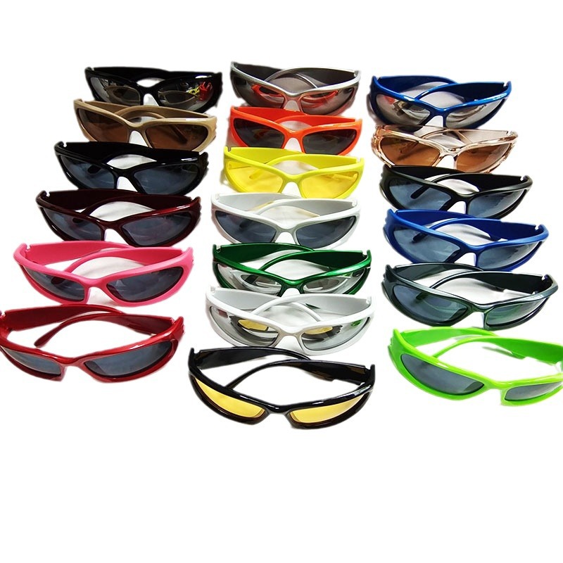 Picture of Punk Futuristic Sunglasses Women's European and American Hot Girls Super Cool Street Photograph Sun Protection Glasses Men's Sports Style Riding Sunglasses