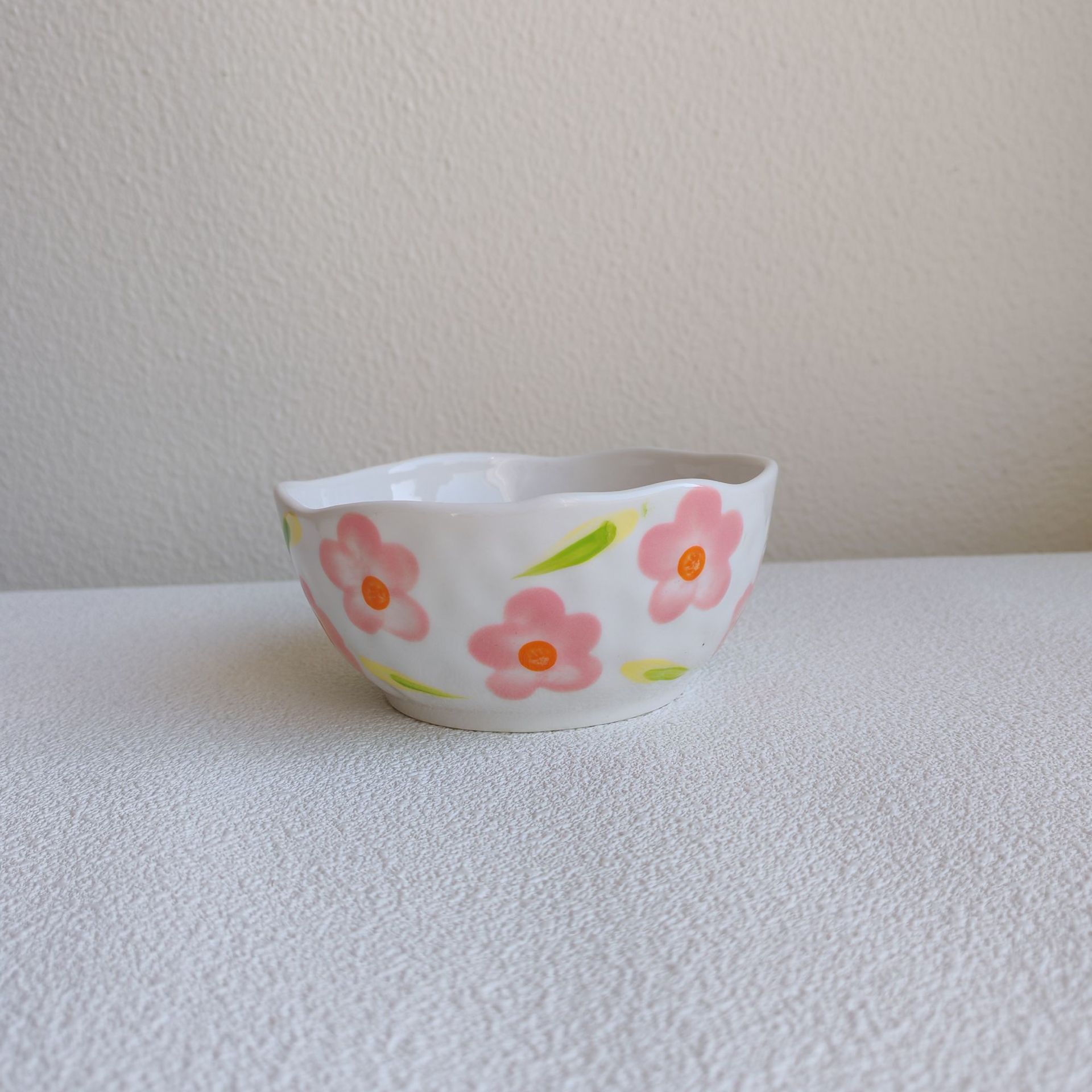Picture of 5inch Ceramic Bowl Underglaze Color Hand-Painted Cute Fruit Bowl Dessert Bowl Restaurant Home Bowl Export to Russia