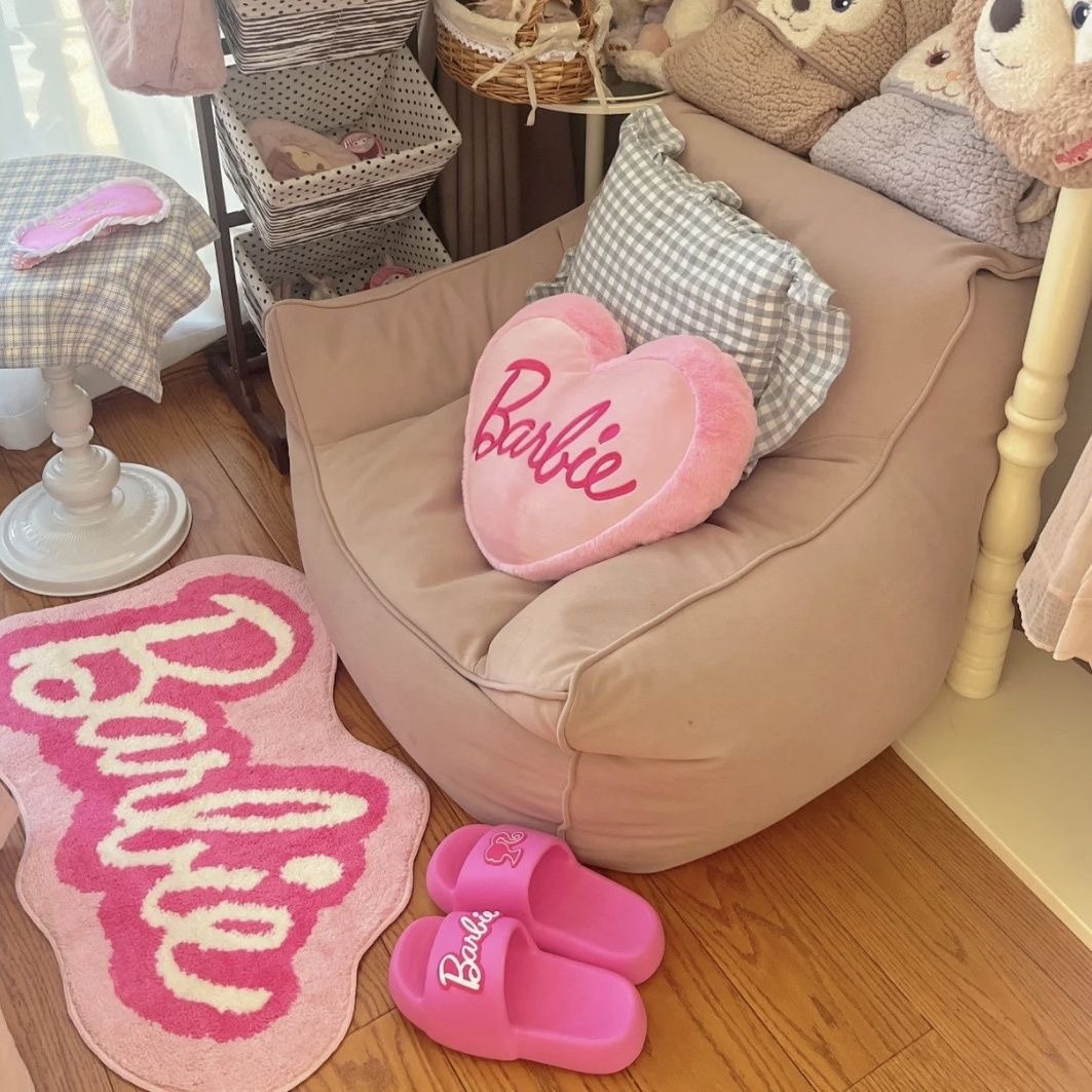 Creative Girl's Heart Barbie Pink Carpet Flocking Tufted Carpet Home Bedroom Bedside Blanket Cooling Foot Mat Floor Mat