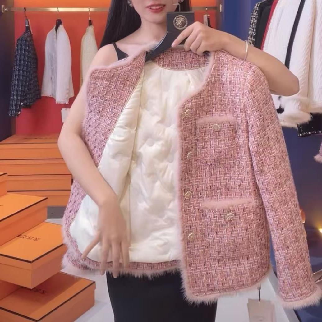 Picture of Pink Chanel-Style Thick Padded Coat for Women, Quilted, Autumn and Winter 2025 New Model, Elegant and Sophisticated Tweed Cotton Jacket for Ladies