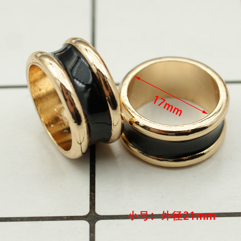 Picture of South Korea multi-functional scarf buckle high-grade Pearl fashion new Camellia windbreaker belt buckle high-end jewelry wholesale