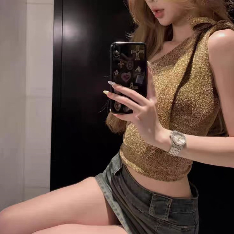 Picture of Sexy Hot Girl Off-Shoulder Halter Vest for Women 2025 Summer Sleeveless Bow Short Backless Top for Outerwear