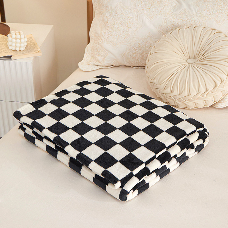 Picture of New Checkerboard Flannel Blanket Thickened Milk Blanket Coral Fleece Nap Blanket Foreign Trade Gift Blanket Wholesale