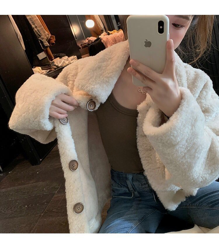 Picture of Lamb Wool Sweatshirt Jacket for Women, Autumn and Winter 2025 New Style, Loose Short Korean Version, Versatile Student Cardigan Top, Trendy