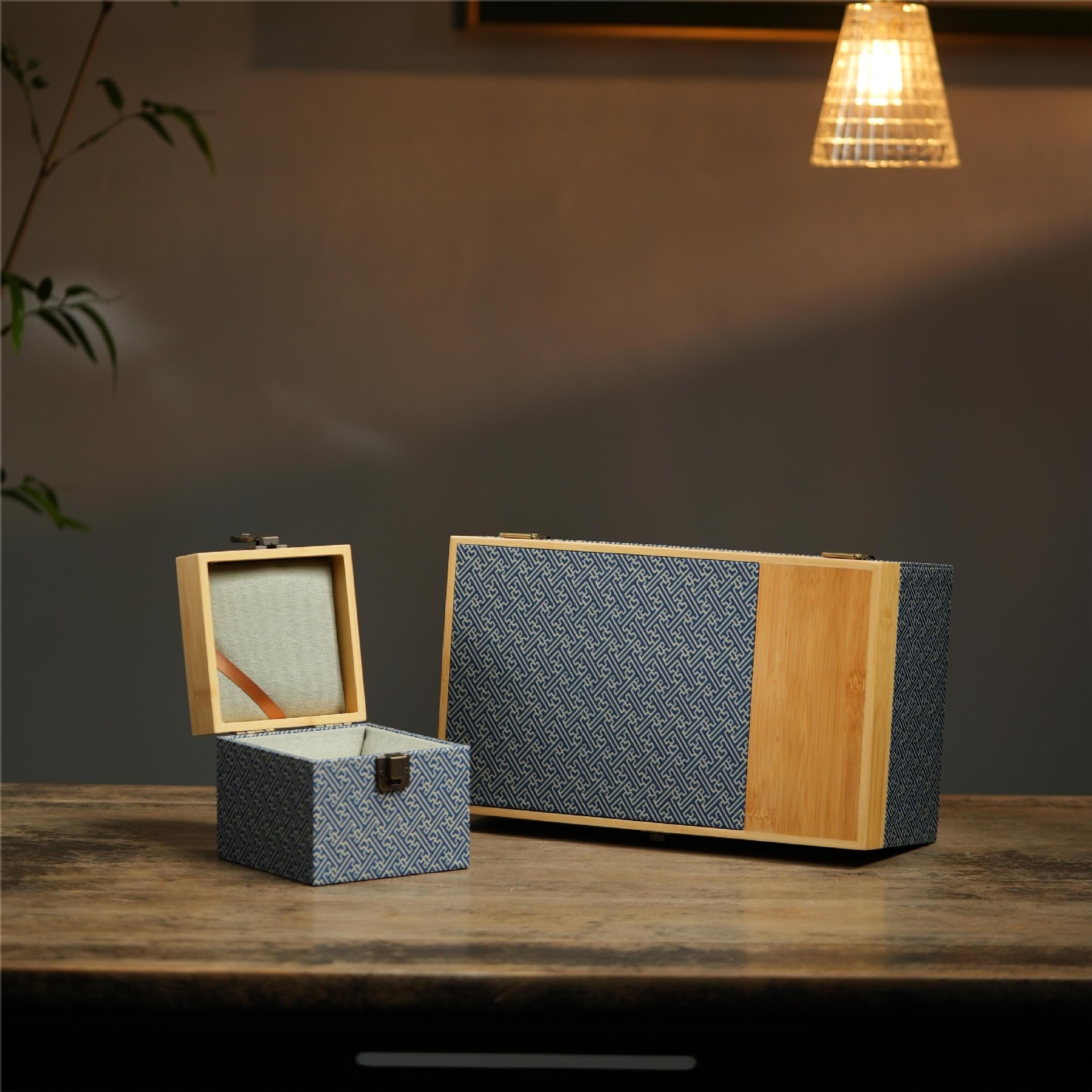 Blue Pattern Buckle Brocade Box 1 Pot 2 Cups 1 Pot 4 Cups Packaging Box High-End Tea Cup Cover Bowl Tea Set Gift Storage Box