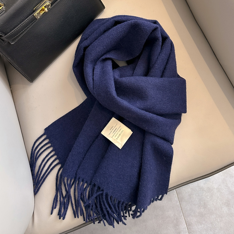Picture of 2025 New Wool Scarf Women's Winter Thickened Warm Men's Shawl Couple Style Tassel Fashion Cashmere Scarf