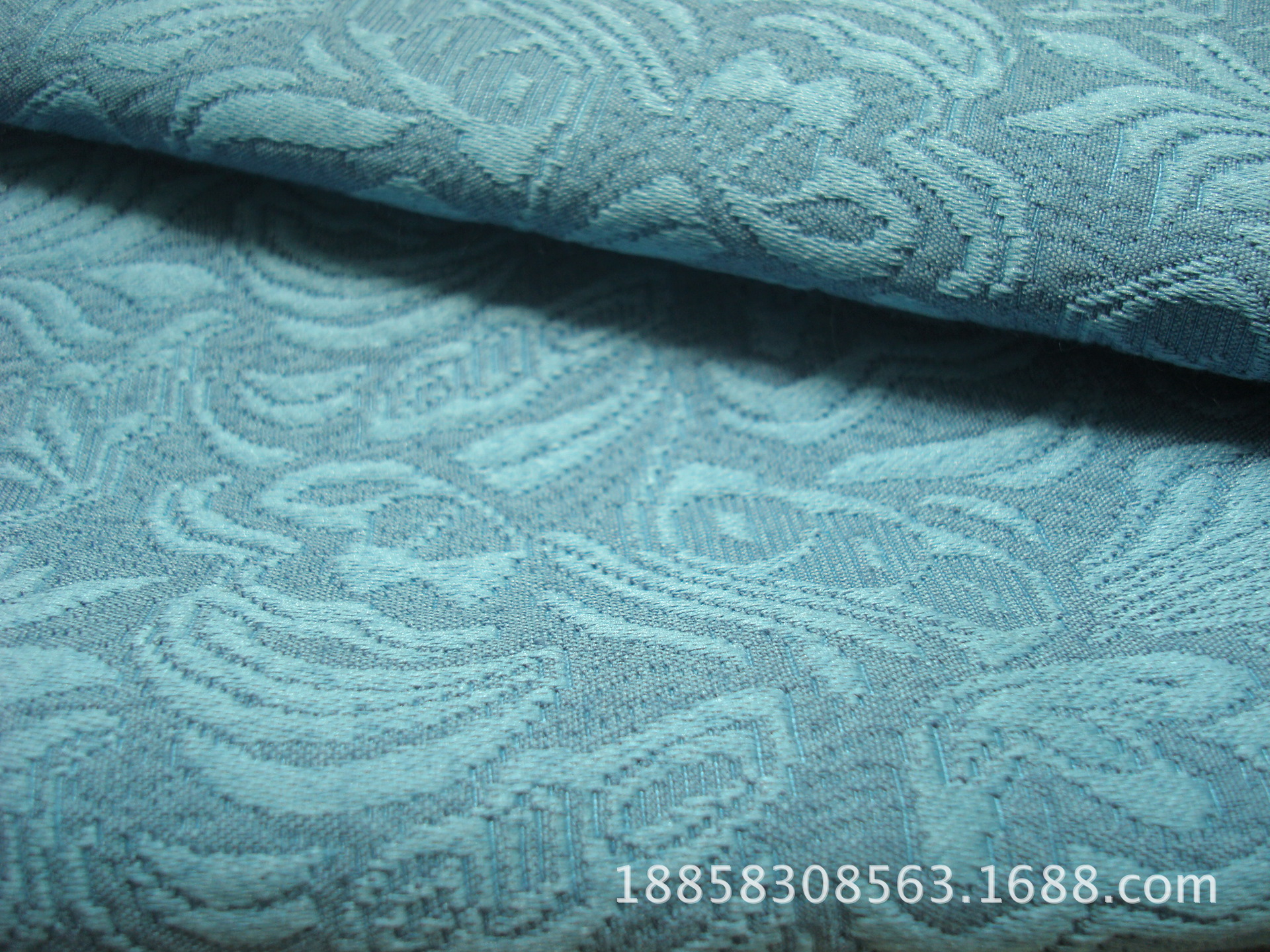 Picture of Yarn-dyed jacquard car train seat cover fabric polyester exquisite jacquard cushion fabric matron decorative fabric