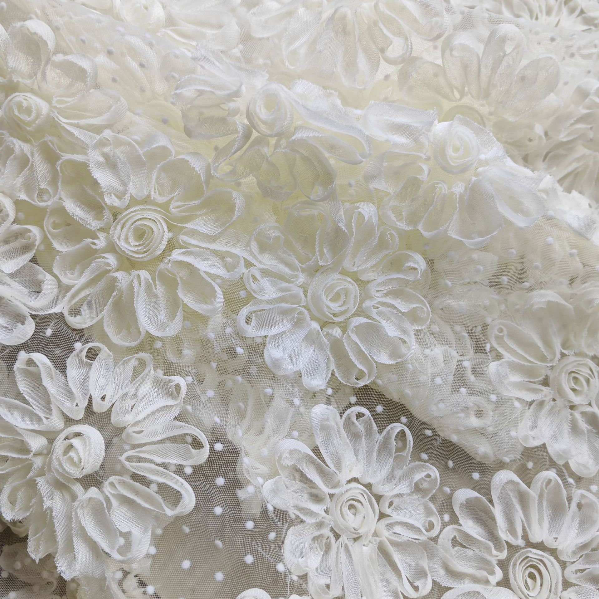 Plate with 3D Stereo Sunflower Flocking Polka Dot Mesh Fabric Women's Dress Dress Embroidered Lace Fabric