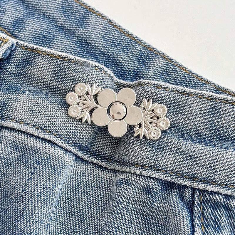 Picture of Chinese Knot Waist Buckle Pair Buckle Flat Bottom Removable Nail-free Seam-free Button Girl's Trouser Skirt Waist Size Change Artifact