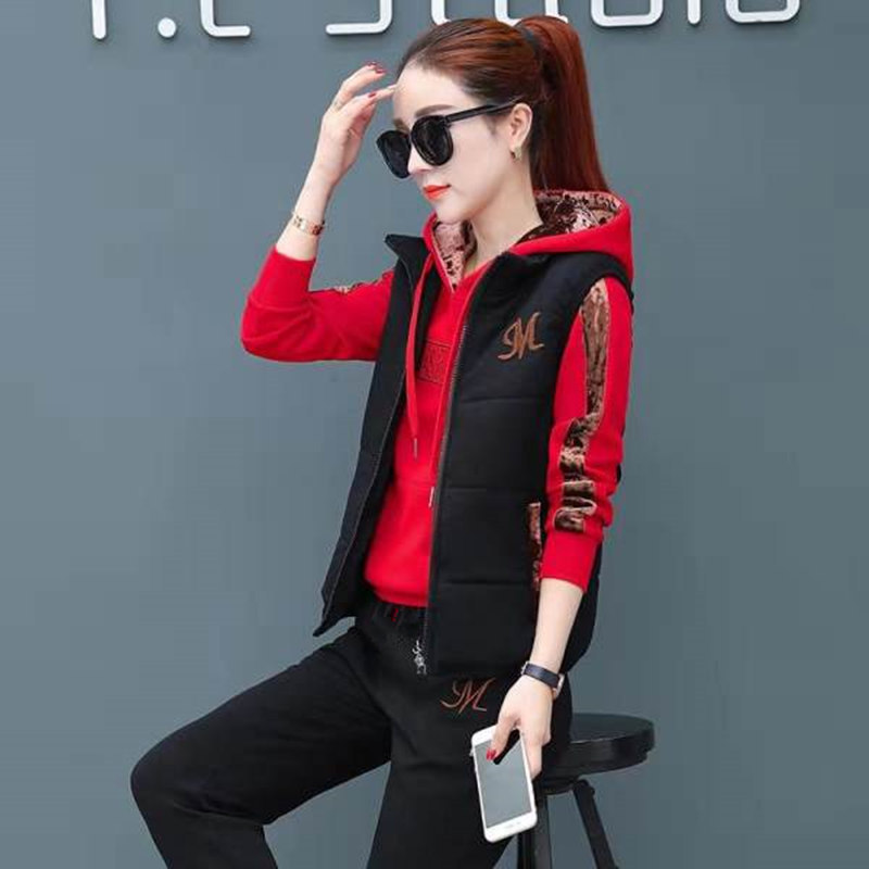 Picture of Velvet Thickeneded Sportswear for Women Autumn and Winter 2025 New Large Size Casual Three-Piece Winter Fashion Sweatshirt