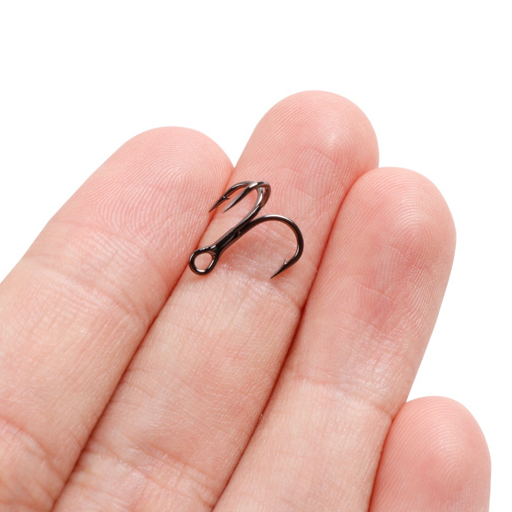 Shark | 10 Pieces of Austrian Reinforced Three-Hook St36 Black Nickel Three-Anchor Hook with Barbed Fishhook Luya Fishing Gear