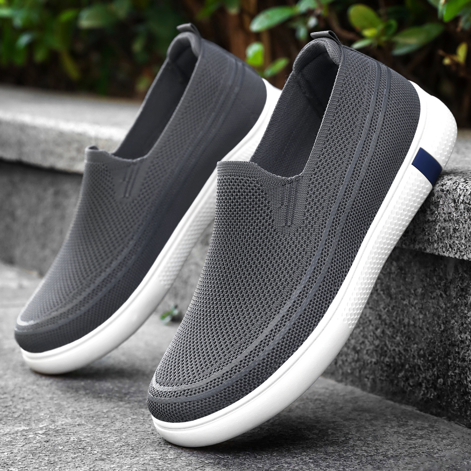 Shoes Men's Summer New Flying Weaving Breathable Single-layer Shoes Korean Comfortable Men's Shoes Slip-on Shoes for Dad Thick-soled Casual Shoes