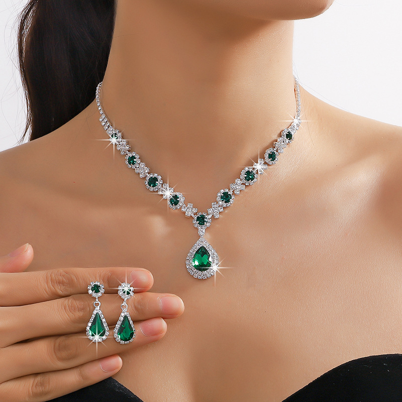 Cross-border supply of Europe and the United States hot-selling diamond crystal color blue and green necklace earrings suit jewelry two-piece set