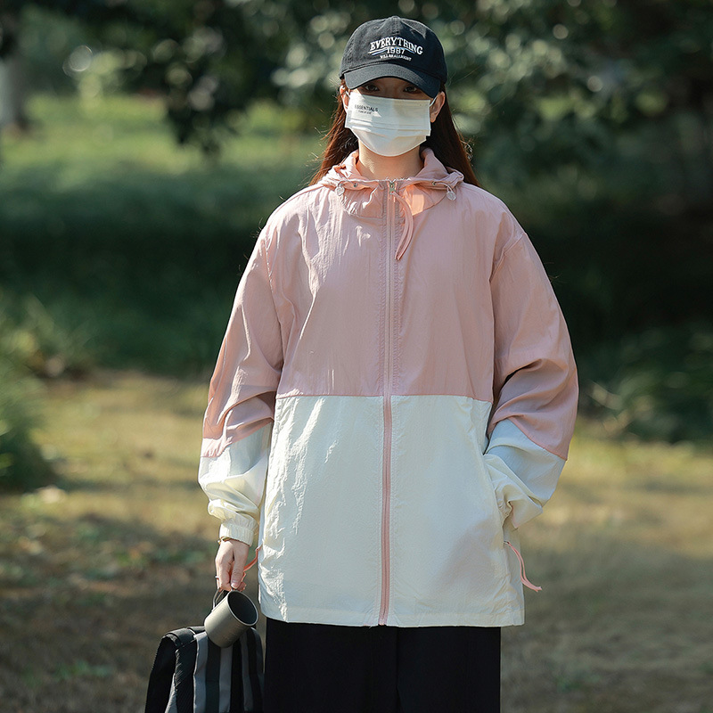 Picture of UPF50 Ice Silk Sunscreen Clothing Women's Summer Thin Loose Waterproof Sunscreen Clothing Couple Coat Men Can Develop LOGO
