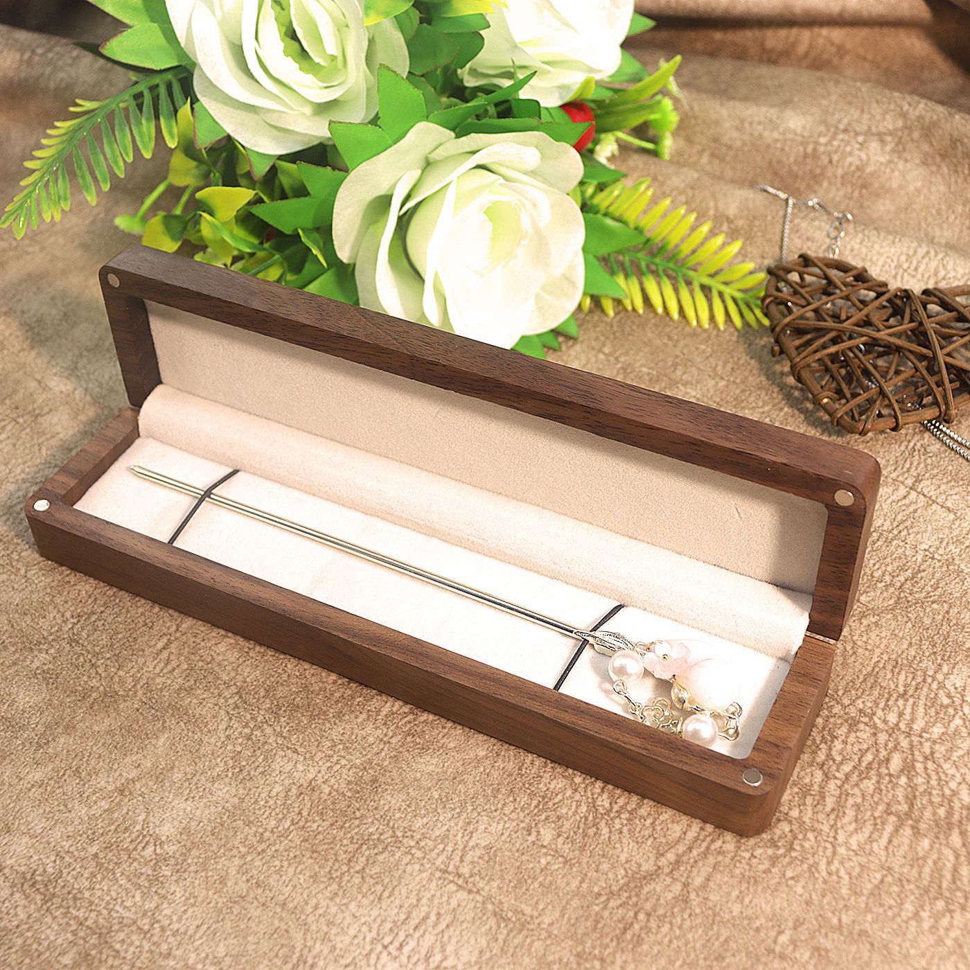 Picture of Solid Wood Black Walnut Necklace Jewelry Box Simple Hairpin Earrings Bracelet Packaging Gift Box Pen Box for Women