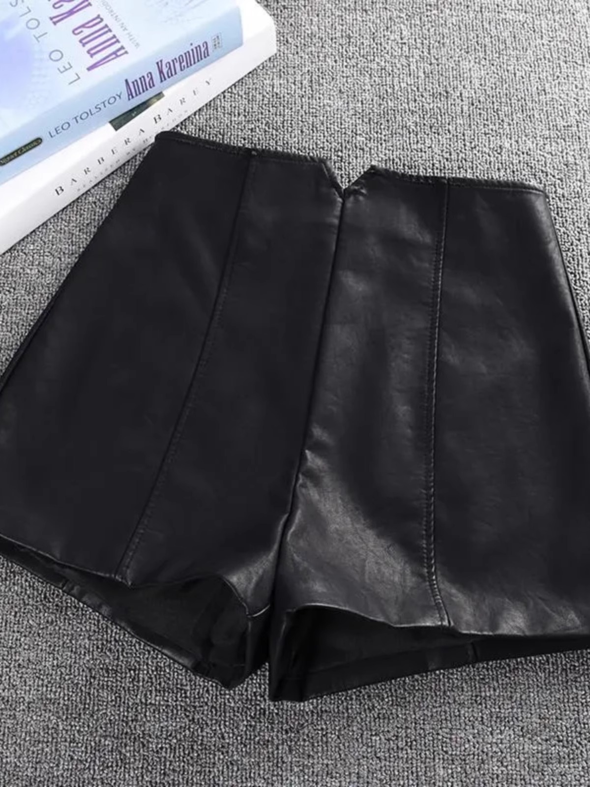 Picture of 2023 New Autumn and Winter Women's Black High-Waisted Slimming Wide-Leg A-Line Pu Leather Hot Pants with Zipper Design