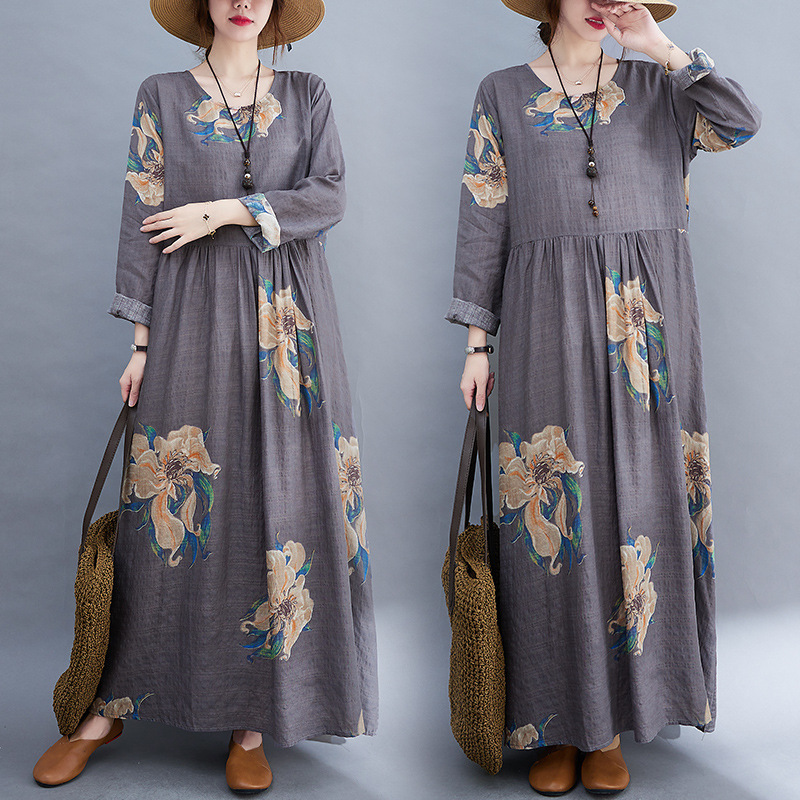 Autumn 2021 Korean version of large size plus size long printed long sleeve dress for plump girls slimming dress