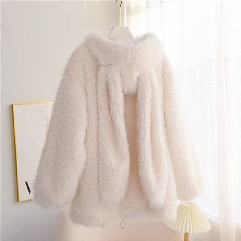 Picture of Imitation Lamb Fur Outwear for Women 2025 Autumn and Winter New Cute Rabbit Ears Loose Thickeneded Fur Outwear