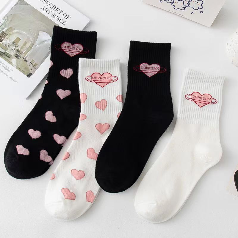 Love couple socks Japanese cute girl mid-calf length socks White jk socks ins trendy letters retro street socks