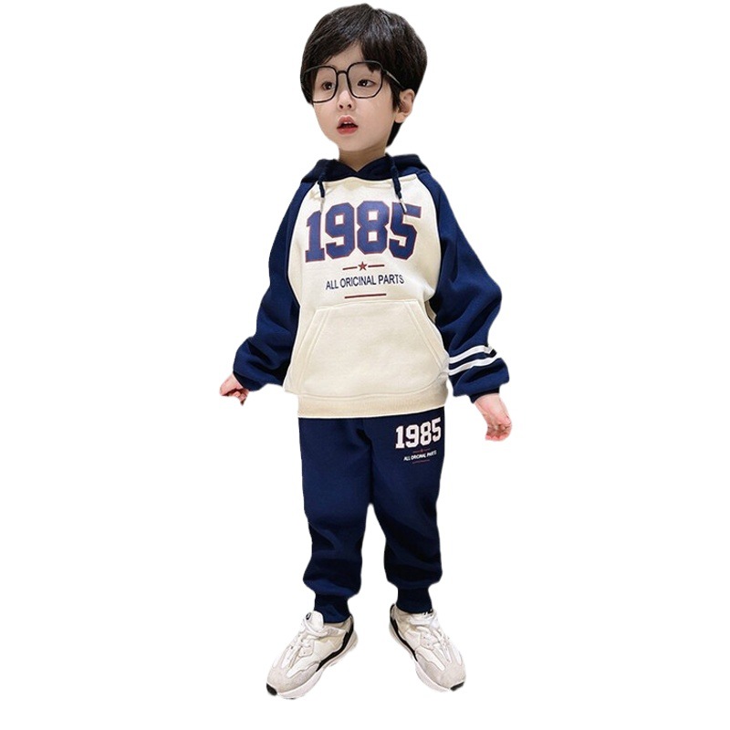 Boy's cool handsome fried street autumn and winter suit children's hooded one-piece velvet baby fleece-lined sweater sports and leisure two pieces