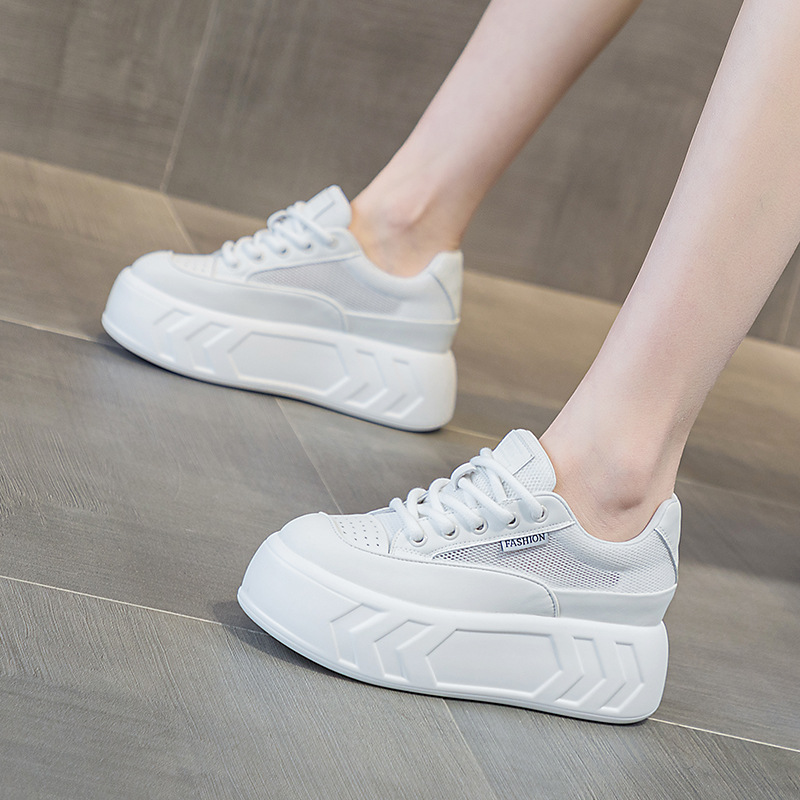Picture of Women's Bread Shoes 2025 Spring New Leather Thick Sole Inner Heightening Casual Versatile Foot-Showing Small Platform Shoes Small White Shoes