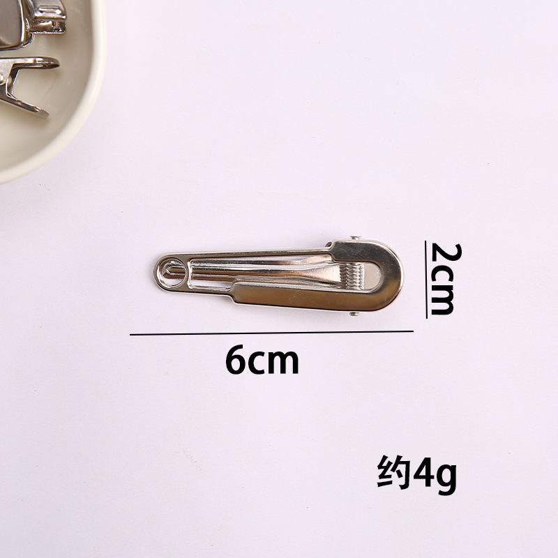 Picture of Y2g hairpin metal sweet cool bangs hairpin makeup hair accessories forehead broken hairpin simple clip 2023 new female