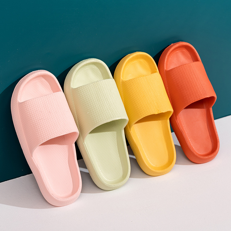 Picture of Qidashun 2023 New Summer Slippers Non-slip Wear-resistant Lovers Shoes Thickened Indoor and Outdoor Shoes for Women