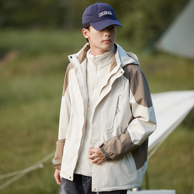 Picture of Outdoor assault clothing three-in-one women's windproof water-splashing lovers single-layer thin mountaineering jacket men's wholesale