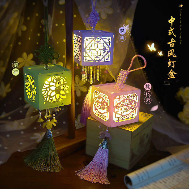 Picture of Chinese Antique Style Wooden Palace Lantern DIY Material Package Satchel Luminous Mid-Autumn Lantern Lantern Festival New Year's Day Gift