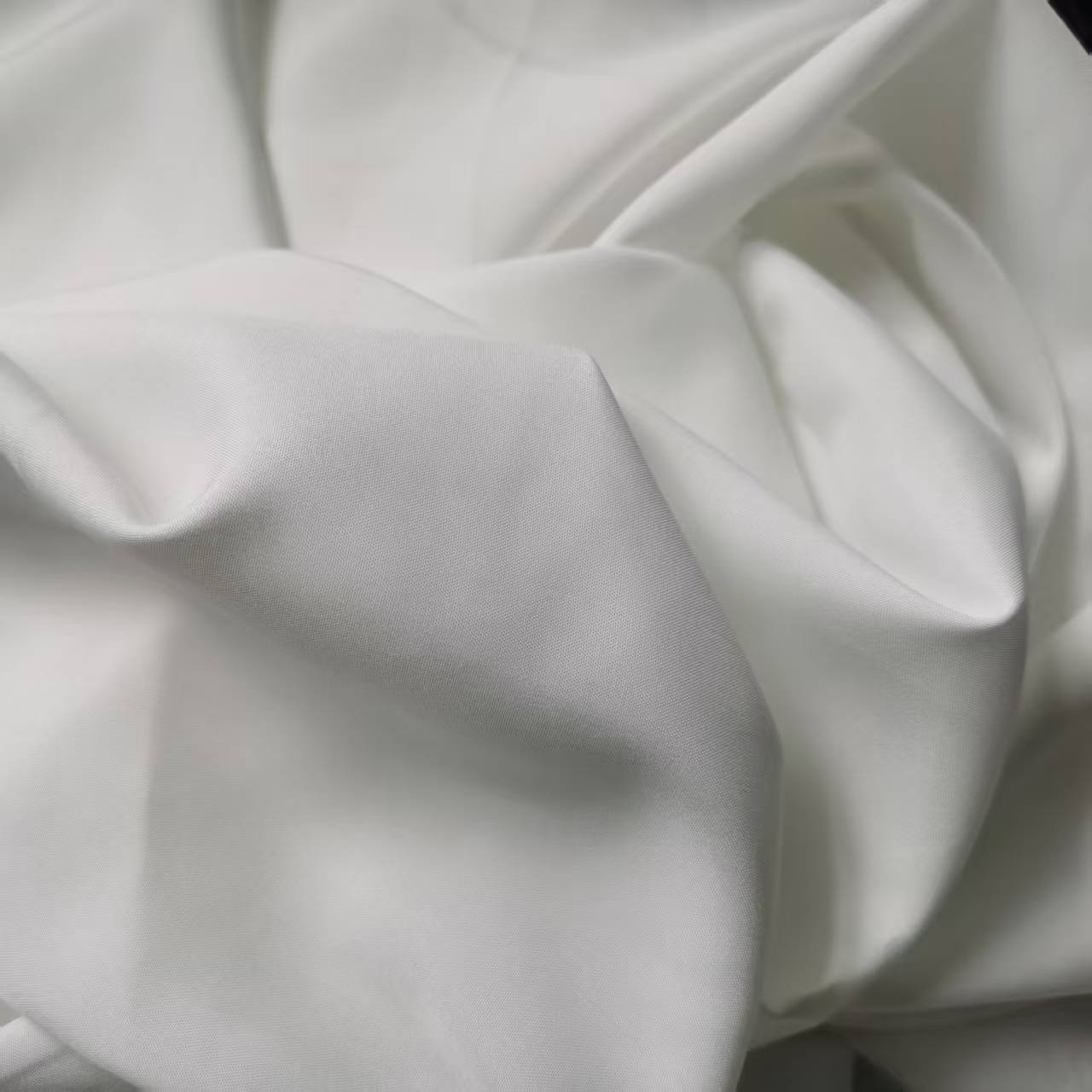 Picture of 75D High-Elastic White Fabric Spot Wholesale Non-Elastic Breathable Draped Imitation Cotton Skin-Friendly Women's Skirt Lining Han Dynasty Lining