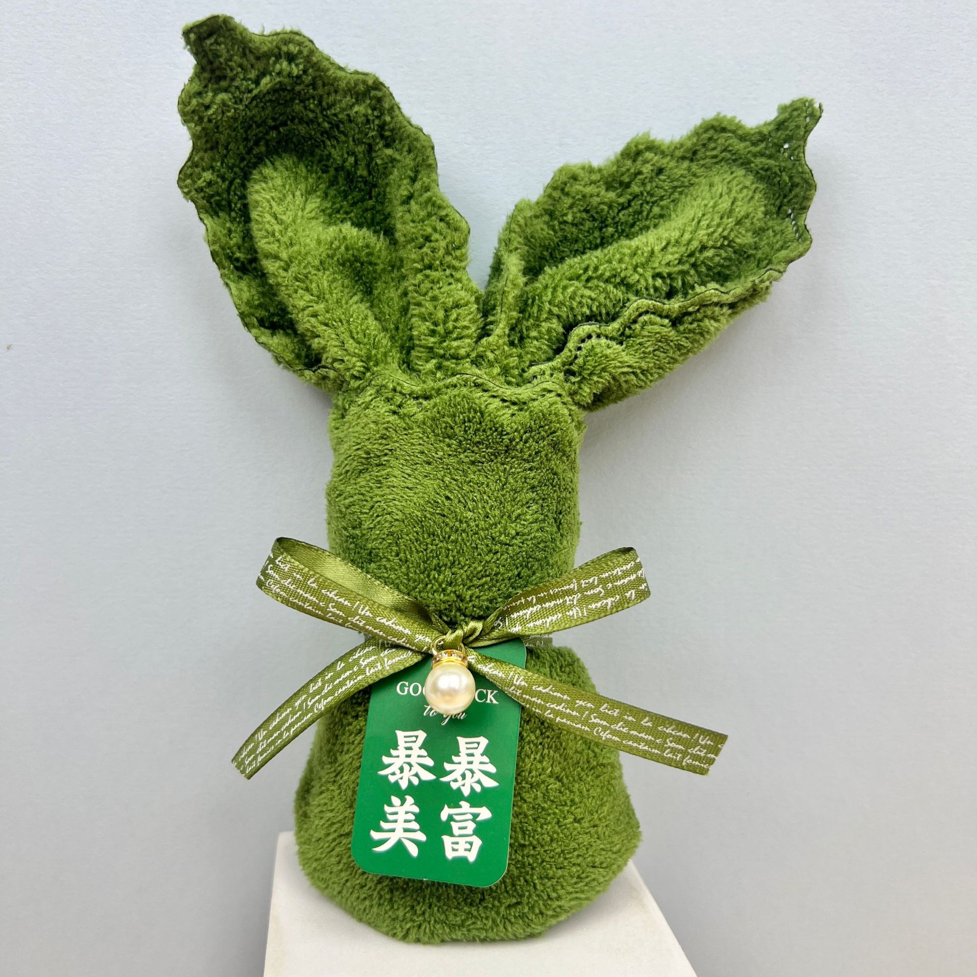 Picture of Hand gift towel bear shape square gift box with birthday gift company opening wedding shop creative small gifts