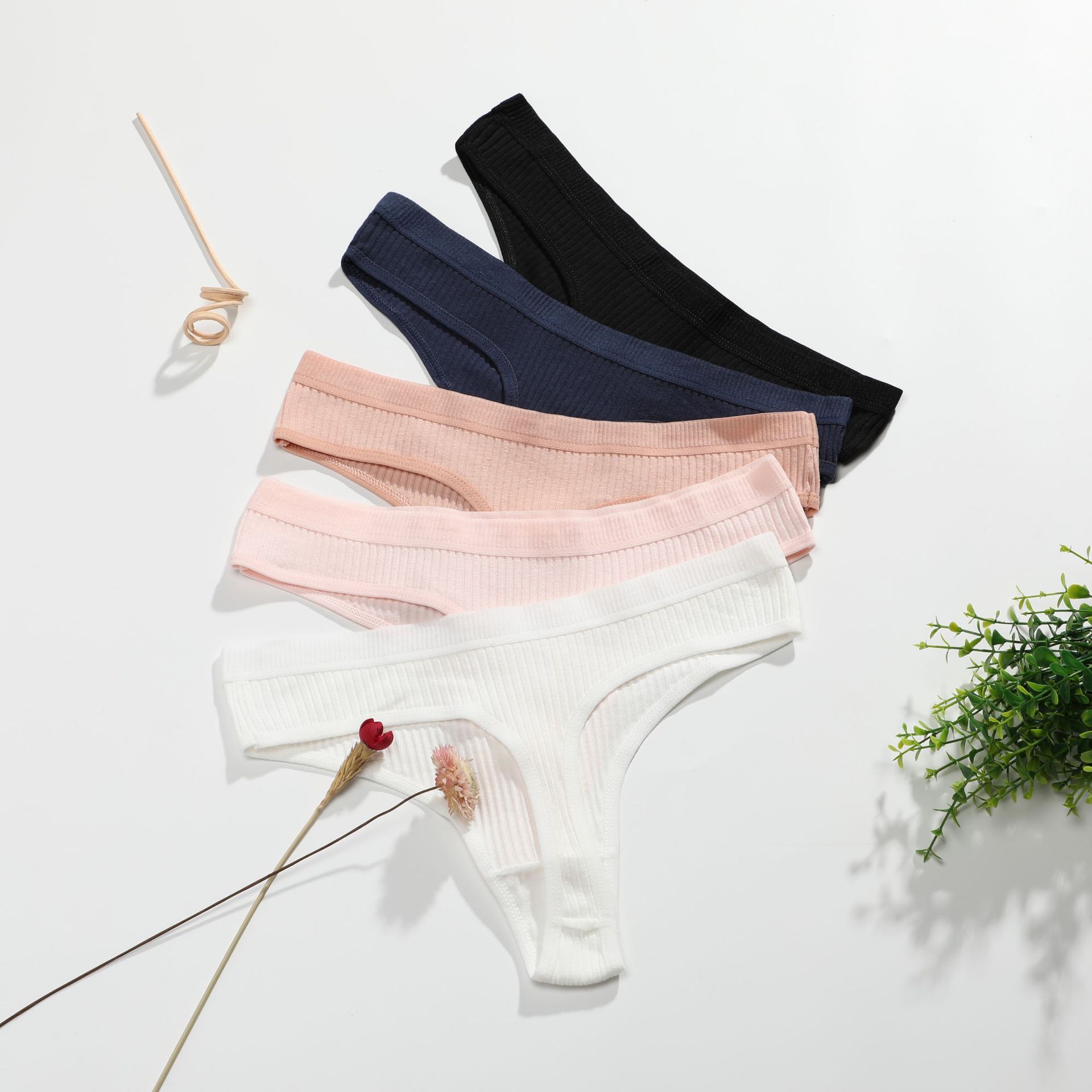 Pure Cotton European and American Sexy Thong Women's Mid-low Waist Women's Comfortable Breathable t-shaped Panties Simple Women's t-shaped Panties
