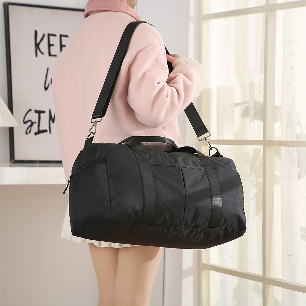 Picture of Travel Bag, Large-Capacity Portable Dustproof Luggage Bag for Clothes, Can Be Used as a Trolley Bag or Shoulder Storage Bag for Travel